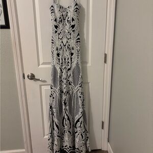 B. Darlin Sequin Formal Long Dress, Sz 3/4